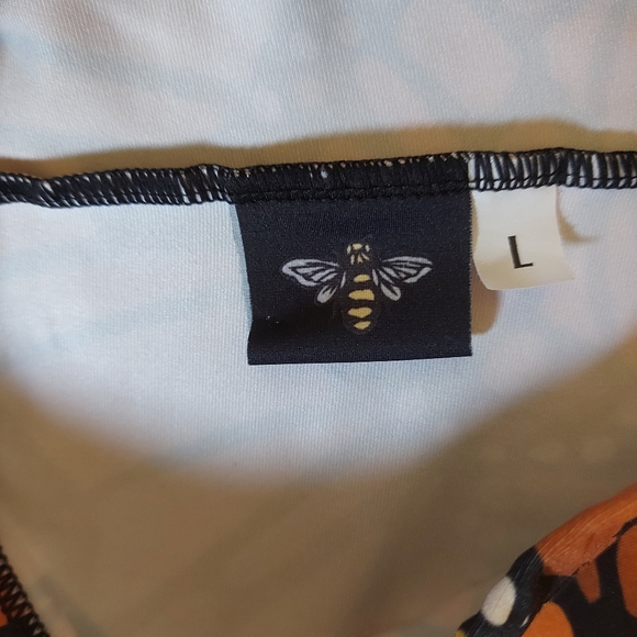 Deborah Lyall Artist Monarch Butterfly/Bee Leggings - Picture 6 of 7